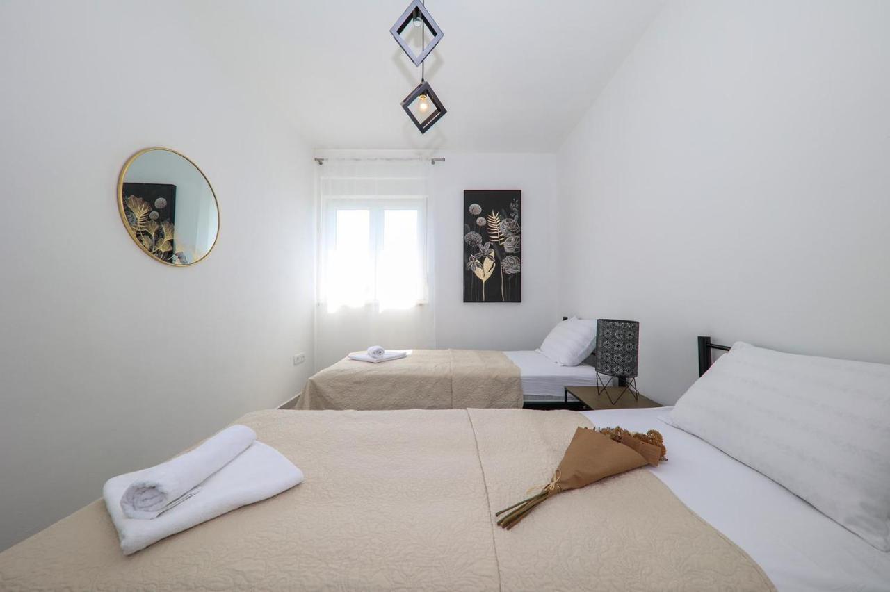 Apartment Nero Zadar Exterior photo
