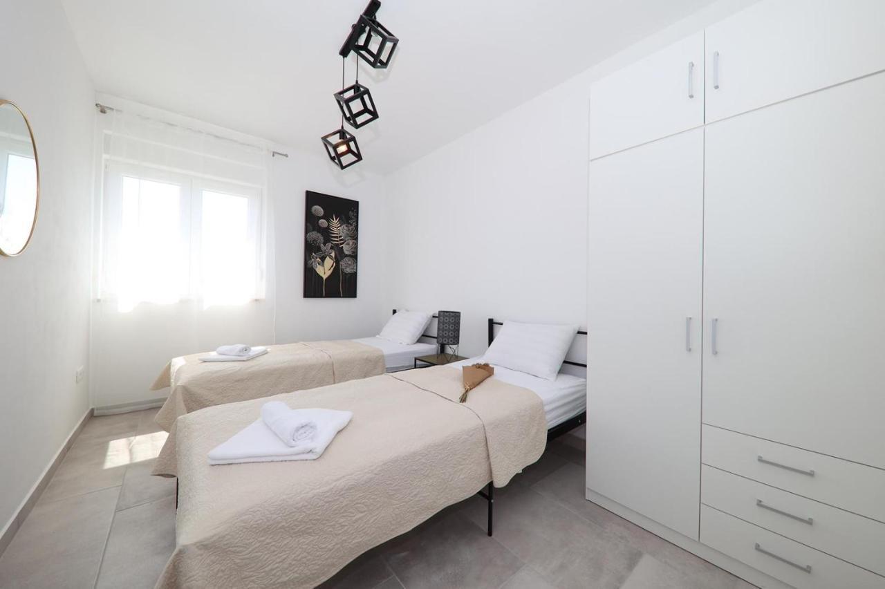 Apartment Nero Zadar Exterior photo